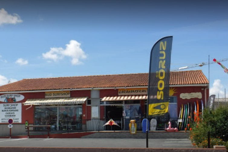 Surfen in Frankreich: Der Surfshop Bud Bud