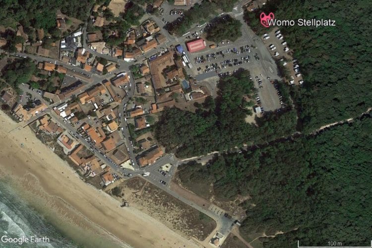 Surfen in Frankreich: Der Womostellplatz in Longeville bei les Conches