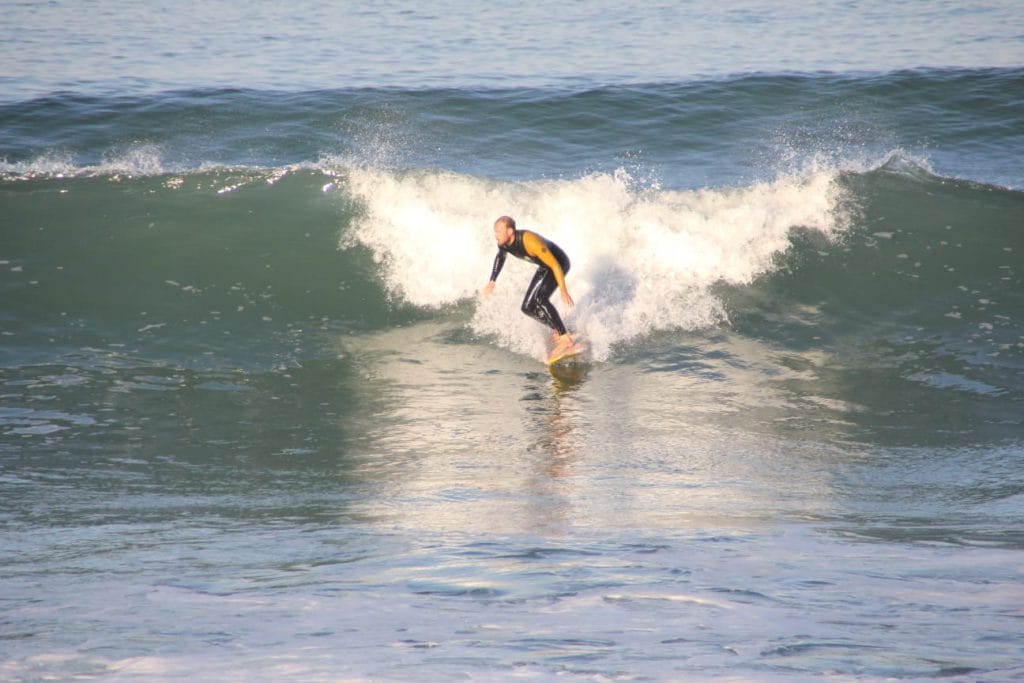 Neoprenanzug im Test: Eine Wetsuit zum Surfen