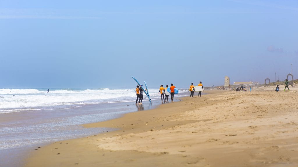 Surfen in el Palmar: Ein Surfkurs am Strand von el Palmar