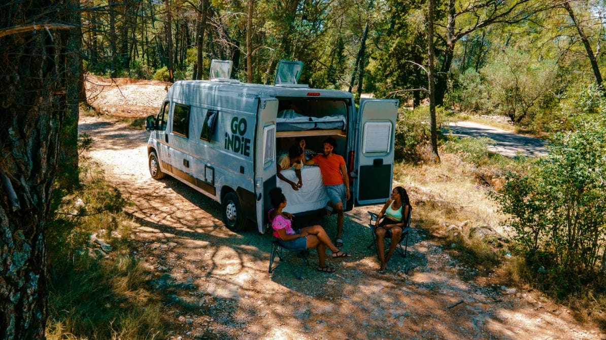 Wohnmobil mieten Österreich: Ein Kastenwagen von Indie Campers