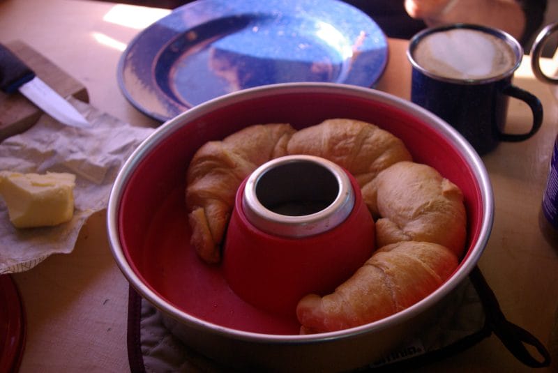 Omnia Camping Backofen im Test: Aufbackcroissants werden im Omnia perfekt